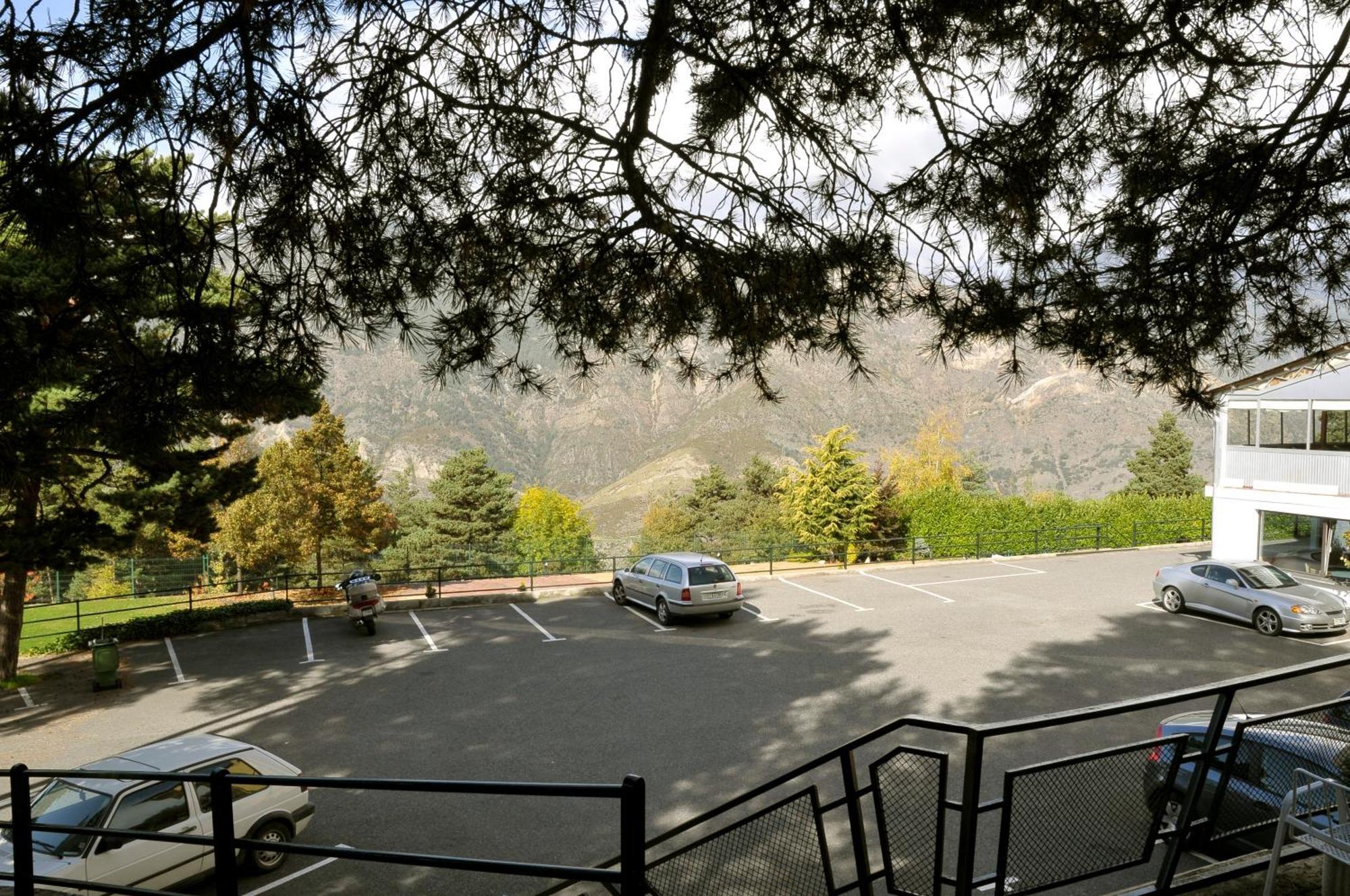 Hotel Coma Bella Sant Julià de Lòria Zewnętrze zdjęcie